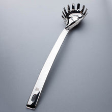 Pasta Server with Solid Handle